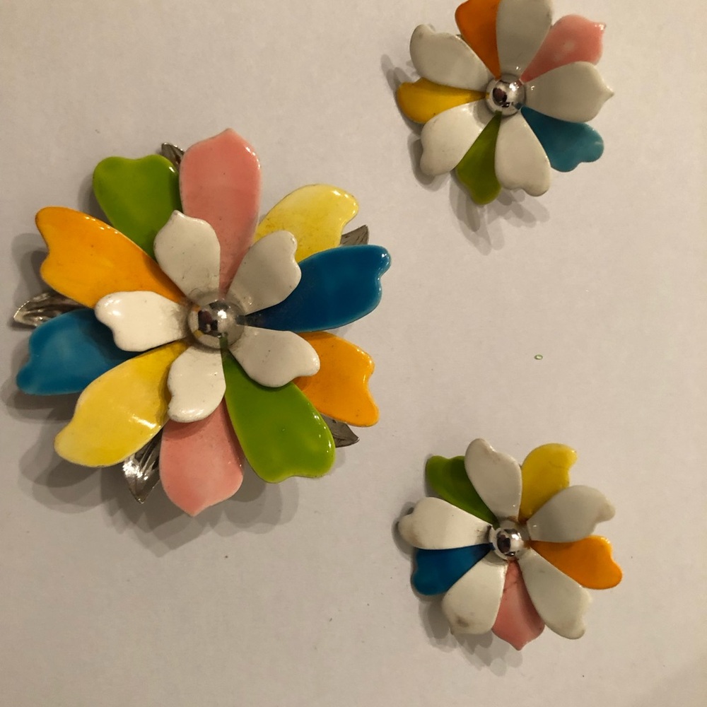 Sarah Coventry Pastel Petals; Brooch and Earrings